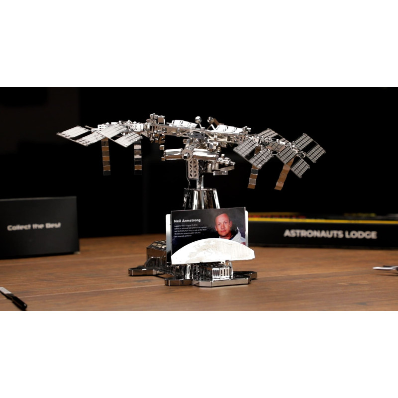 MT017 - Διαστημικός Σταθμός - Pet shop Petsite.gr - Metal Time